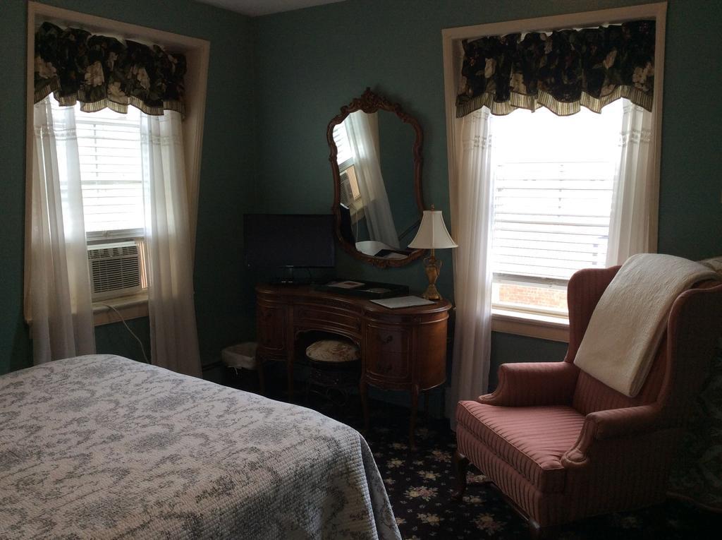 Fair Street Guest House Newport Exterior photo